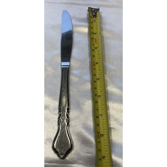 Rogers Stainless Korea Flatware Dorchester 1 Dinner Knife Silverware - Picture 3 of 4